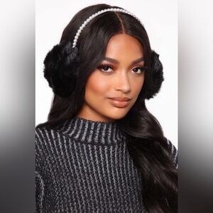 Elegant Black Faux Fur Earmuffs with Pearl Headband